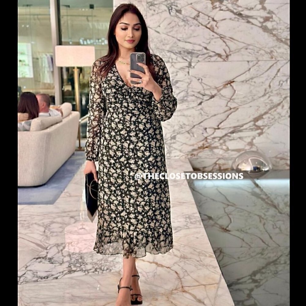 LAST ONE!!! ZARA V-Neck Midi Dress - Picture 9 of 16